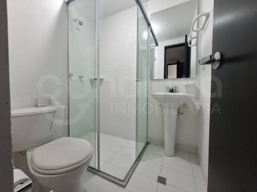 Apartamento de 3 alcobas en arriendo en Loma Del Chocho, Envigado, 115 m² · foto 15 de 18