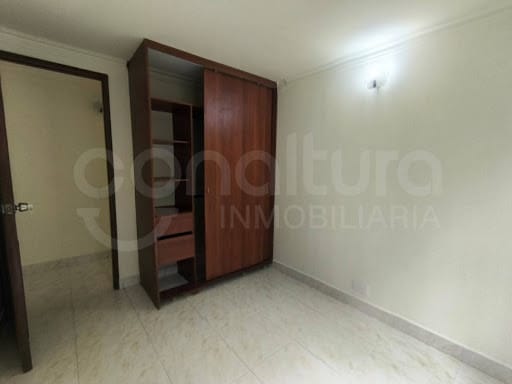 Apartamento de 3 alcobas en arriendo en Loma Del Indio, Medellín, 68 m² · foto 6 de 14