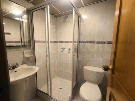 Apartamento de 3 alcobas en arriendo en Loma Del Indio, Medellín, 68 m² · foto 13 de 14