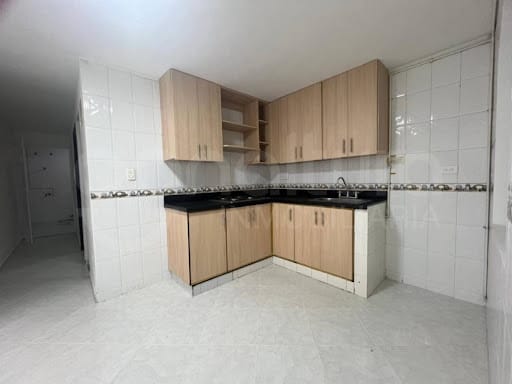 Casa de 3 alcobas en venta en Belen Las Playas, Medellín, 130 m² · foto 3 de 12