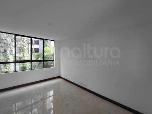 Apartamento de 3 alcobas en venta en La Florida, Medellín, 140 m² · foto 9 de 23