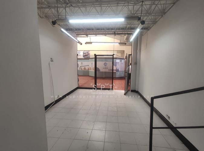 Local en arriendo en La Esmeralda, Itagüí, 40 m² · foto 7 de 12