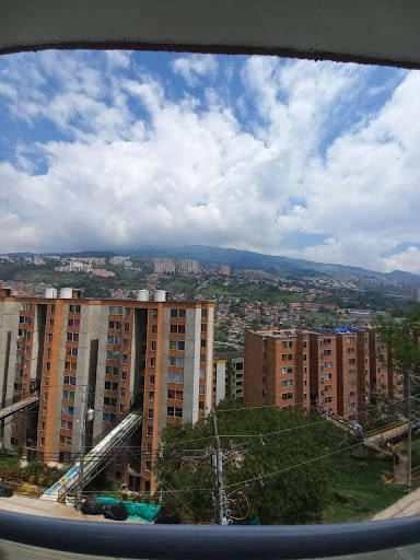 Apartamento de 3 alcobas en arriendo en Calasanz, Medellín, 61 m² · foto 10 de 11
