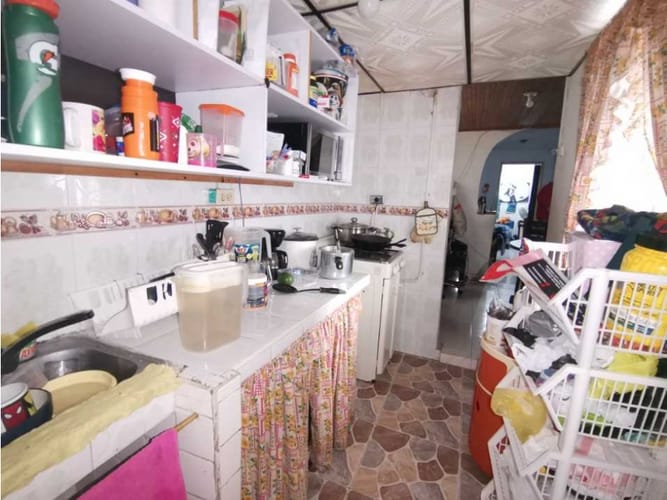 Casa de 6 alcobas en venta en San Fernando, Armenia, 250 m² · foto 2 de 14