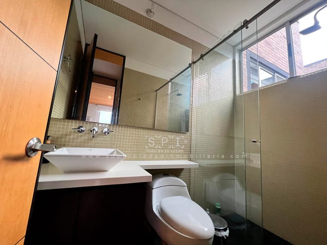 Casa de 4 alcobas en venta en Zuñiga, Envigado, 390 m² · foto 11 de 24