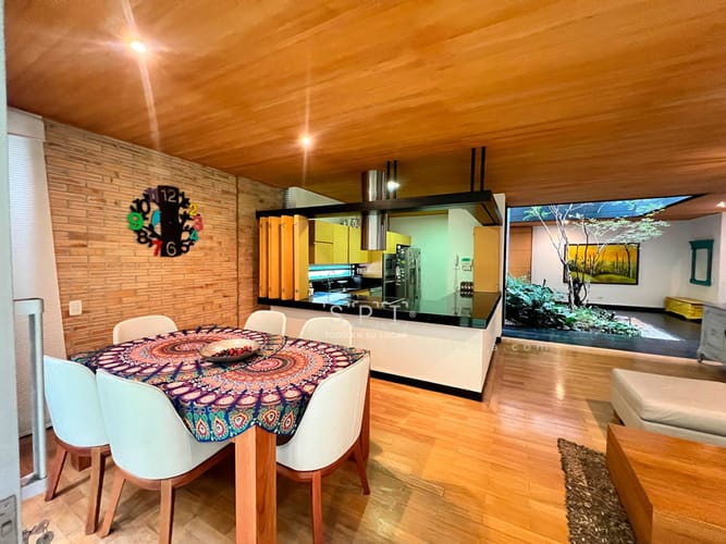 Casa de 4 alcobas en venta en Zuñiga, Envigado, 390 m² · foto 19 de 24