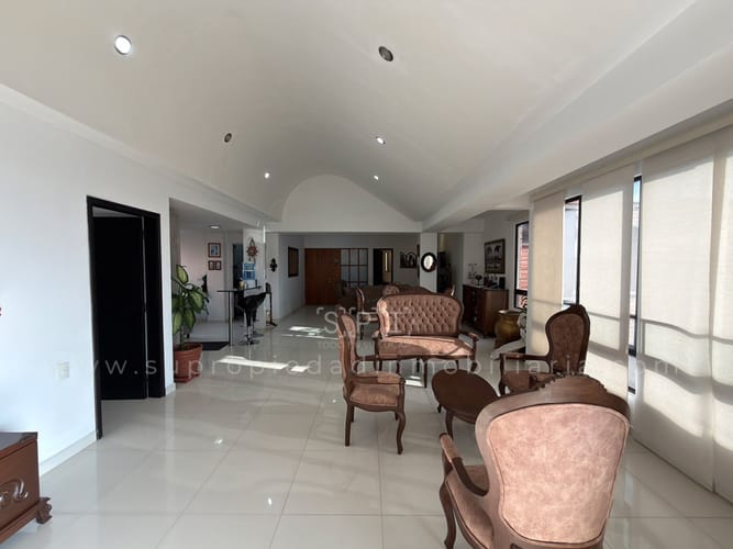 Apartamento en venta en Las Lomas No.1, Medellín · foto 5 de 22