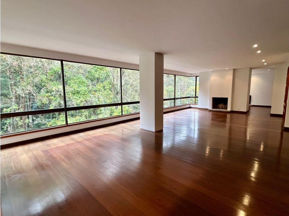 Apartamento en venta en Los Rosales, Bogotá · foto 2 de 19
