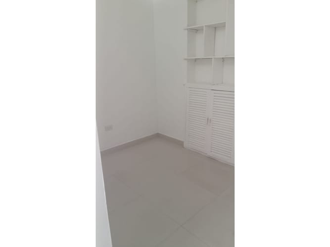 Consultorio en arriendo en Bocagrande, Cartagena, 15 m² · foto 4 de 6