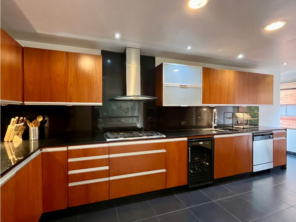 Apartamento en venta en Los Rosales, Bogotá · foto 6 de 19