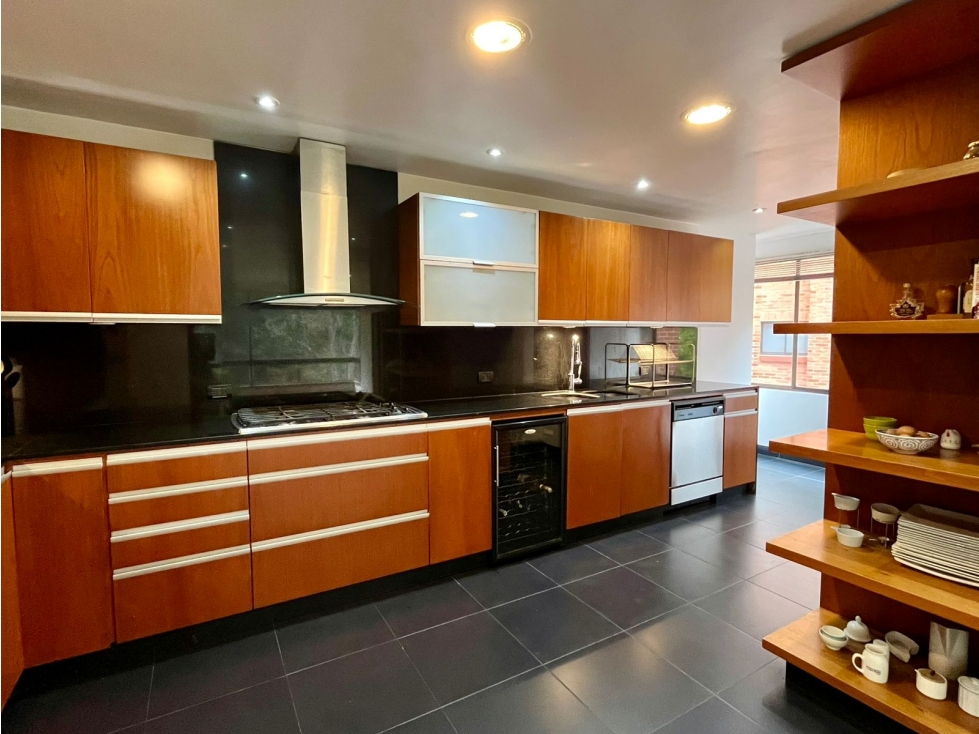 Apartamento en venta en Los Rosales, Bogotá · foto 7 de 19