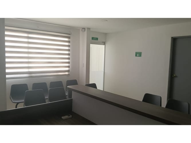 Consultorio en arriendo en Bocagrande, Cartagena, 15 m² · foto 6 de 6