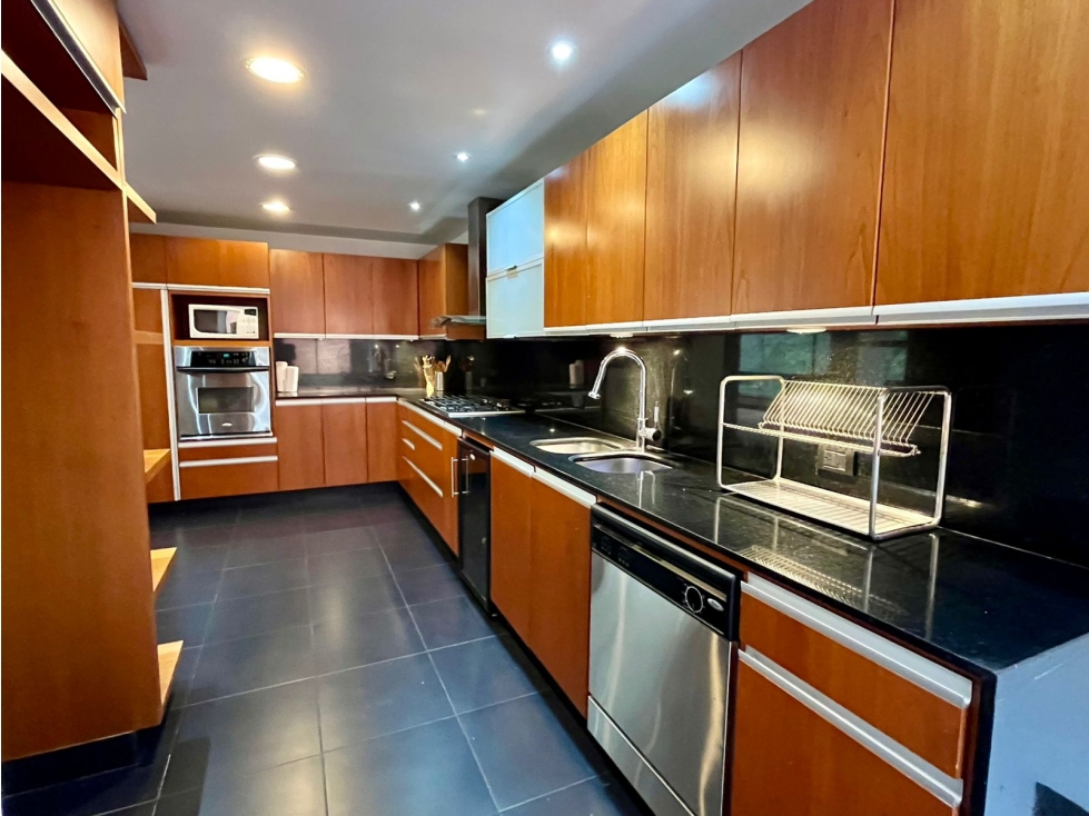 Apartamento en venta en Los Rosales, Bogotá · foto 9 de 19