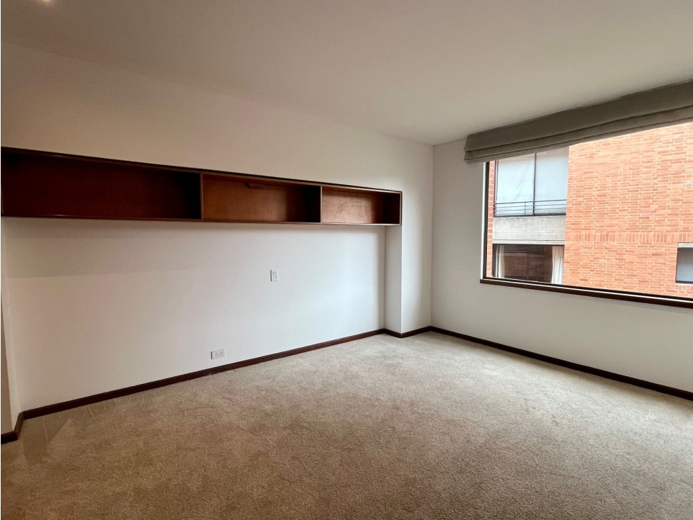 Apartamento en venta en Los Rosales, Bogotá · foto 12 de 19