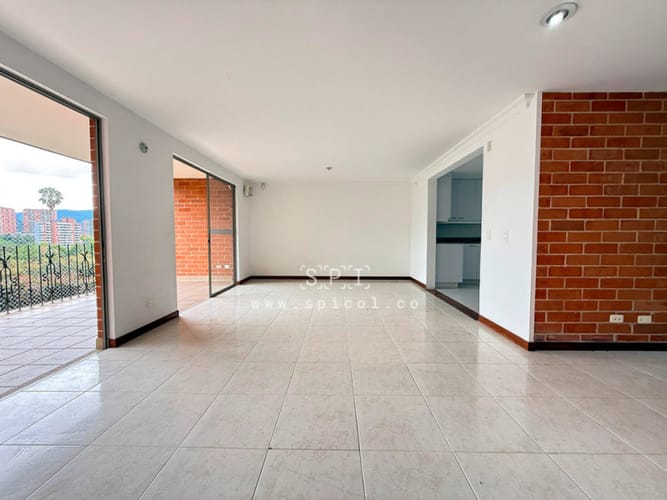 Casa de 3 alcobas en venta en Loma Del Chocho, Envigado, 283 m² · foto 6 de 24