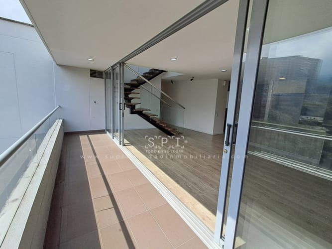 Apartamento de 3 alcobas en venta en Loma De Las Brujas, Envigado, 205 m² · foto 6 de 24