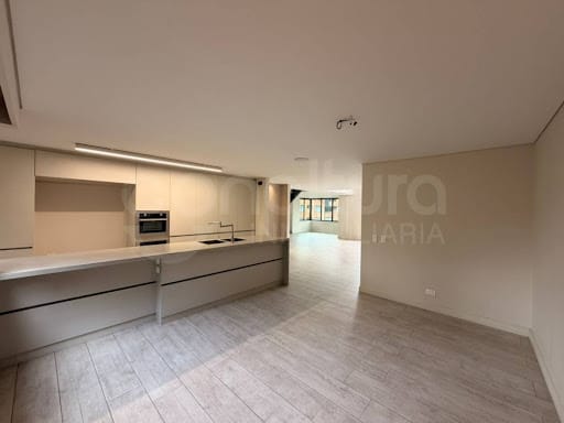 Apartamento de 4 alcobas en venta en Loma Del Campestre, Medellín, 260 m² · foto 1 de 24
