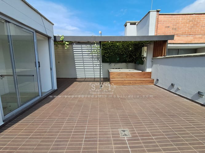 Apartamento de 3 alcobas en venta en Loma De Las Brujas, Envigado, 205 m² · foto 20 de 24