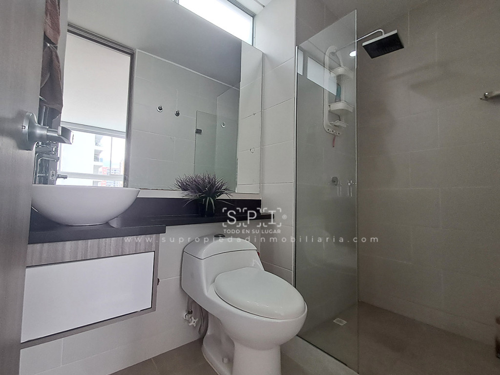 Apartamento en venta en Suramérica, La Estrella · foto 16 de 24