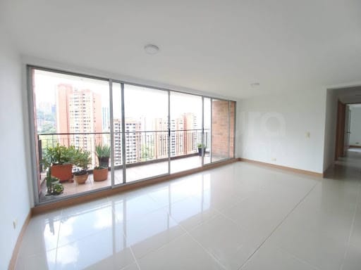 Apartamento de 3 alcobas en arriendo en Cañaveralejo, Sabaneta, 86 m² · foto 3 de 18