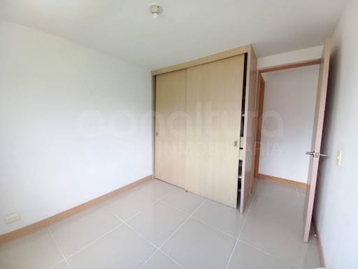 Apartamento de 3 alcobas en arriendo en Cañaveralejo, Sabaneta, 86 m² · foto 10 de 18
