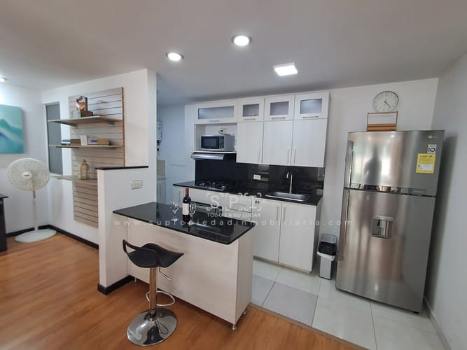 Apartamento de 2 alcobas en arriendo en El Poblado, Medellín, 80 m² · foto 4 de 18