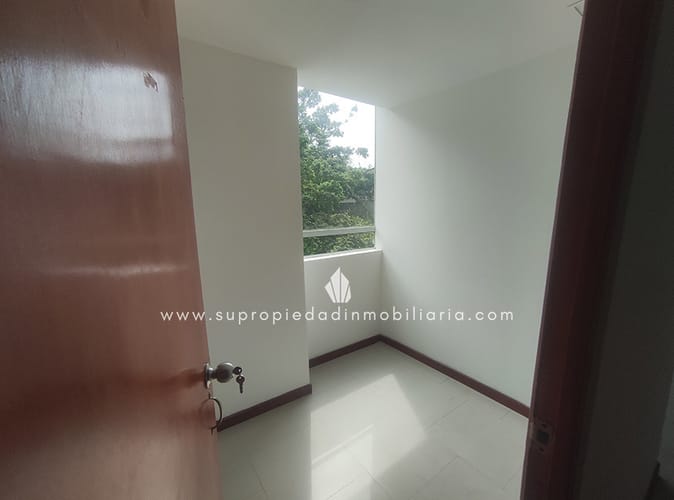 Oficina en arriendo en El Castillo, Medellín, 420 m² · foto 12 de 20