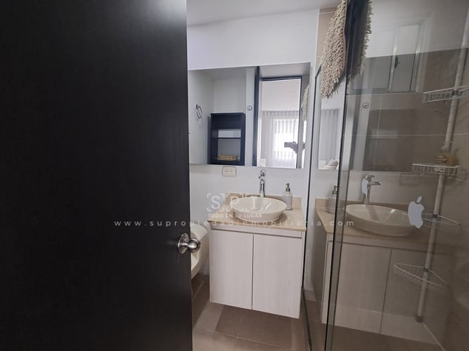 Apartamento de 2 alcobas en arriendo en El Poblado, Medellín, 80 m² · foto 17 de 18