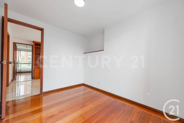 Apartamento de 3 alcobas en arriendo en El Diamante No. 2, Medellín, 146 m² · foto 10 de 22