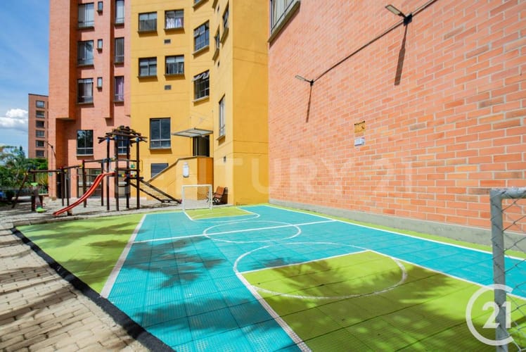 Apartamento de 3 alcobas en arriendo en El Diamante No. 2, Medellín, 146 m² · foto 18 de 22