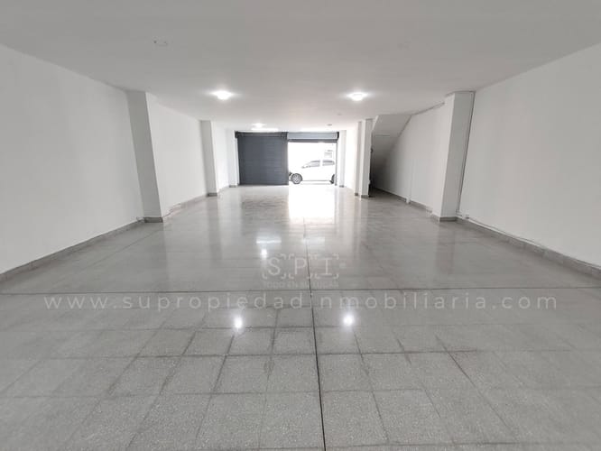 Bodega en arriendo en Perpetuo Socorro, Medellín, 150 m² · foto 5 de 11