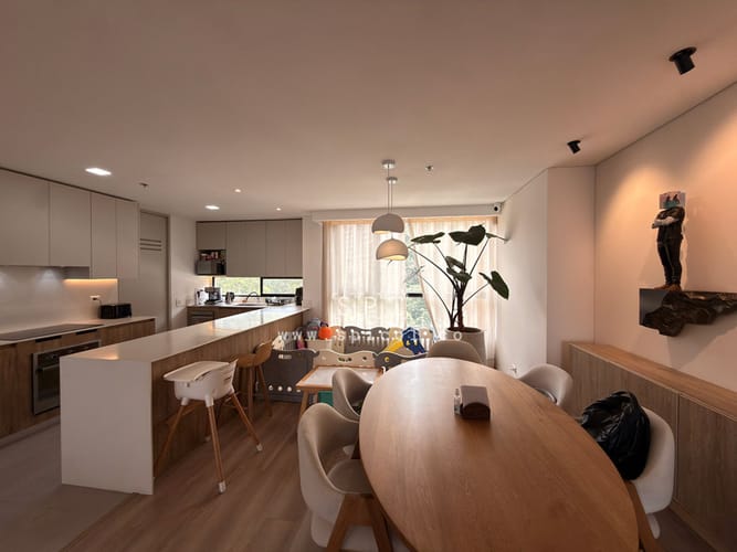 Apartamento de 4 alcobas en venta en Altos Del Poblado, Medellín, 173 m² · foto 10 de 24