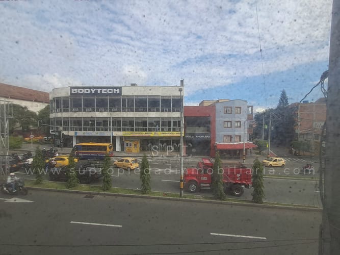 Oficina en arriendo en La América, Medellín, 50 m² · foto 10 de 18