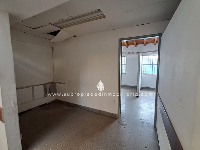 Bodega en venta en Prado, Medellín, 2400 m² · foto 7 de 24