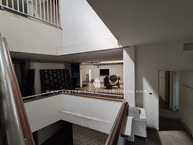Bodega en venta en Prado, Medellín, 2400 m² · foto 10 de 24