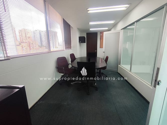 Oficina en arriendo en Los Balsos, Medellín, 88 m² · foto 8 de 11
