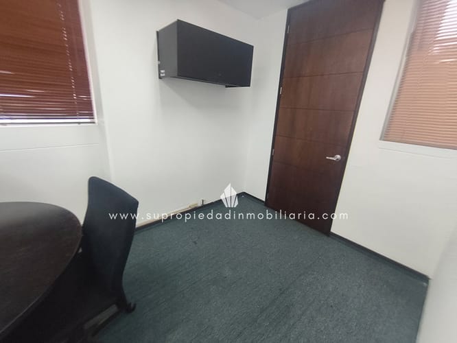Oficina en arriendo en Los Balsos, Medellín, 88 m² · foto 11 de 11