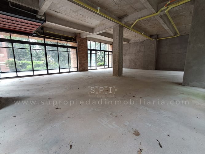 Local en arriendo en Las Lomas No.1, Medellín, 200 m² · foto 6 de 10