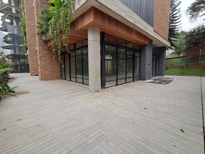 Local en arriendo en Las Lomas No.1, Medellín, 200 m² · foto 10 de 10