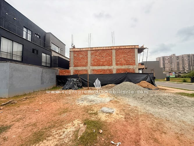 Lote en venta en Llano Grande, Rionegro, 94 m² · foto 4 de 6