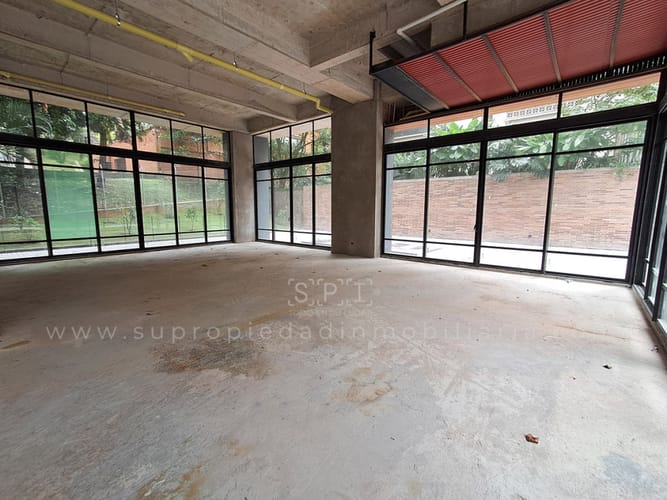 Local en arriendo en Las Lomas No.1, Medellín, 100 m² · foto 6 de 7