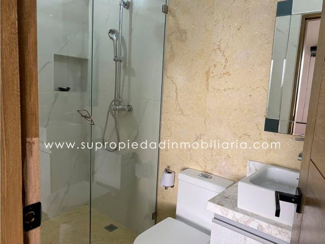 Casa de 3 alcobas en venta en Loma Del Escobero, Envigado, 350 m² · foto 15 de 24