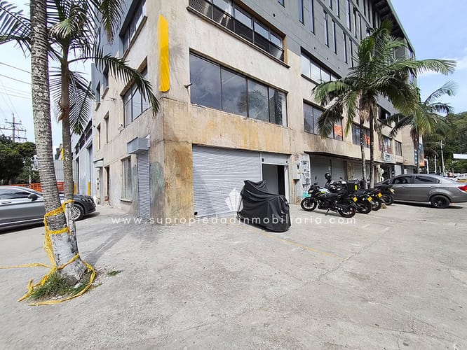 Bodega en arriendo en Laureles, Medellín, 140 m² · foto 12 de 12