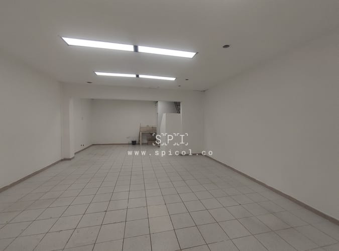 Local en arriendo en La Esmeralda, Itagüí, 100 m² · foto 2 de 13
