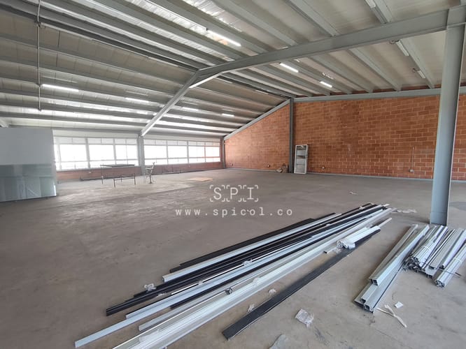 Bodega en arriendo en La América, Medellín, 290 m² · foto 5 de 11