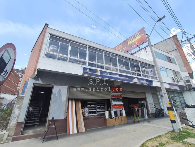 Bodega en arriendo en La América, Medellín, 290 m² · foto 11 de 11