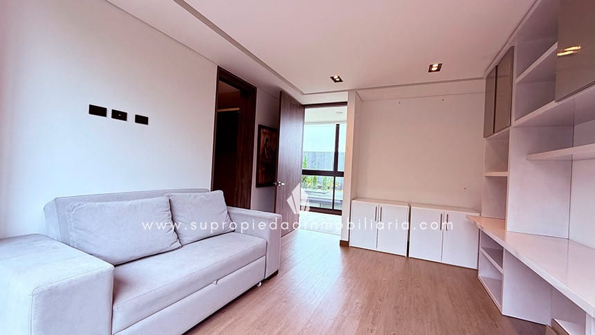 Casa de 6 alcobas en venta en Llano Grande, Rionegro, 595 m² · foto 18 de 24