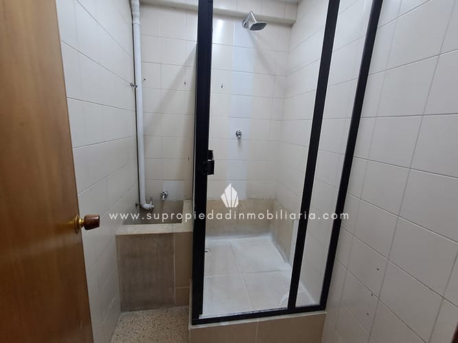 Oficina en arriendo en Guayabal, Medellín, 225 m² · foto 5 de 11