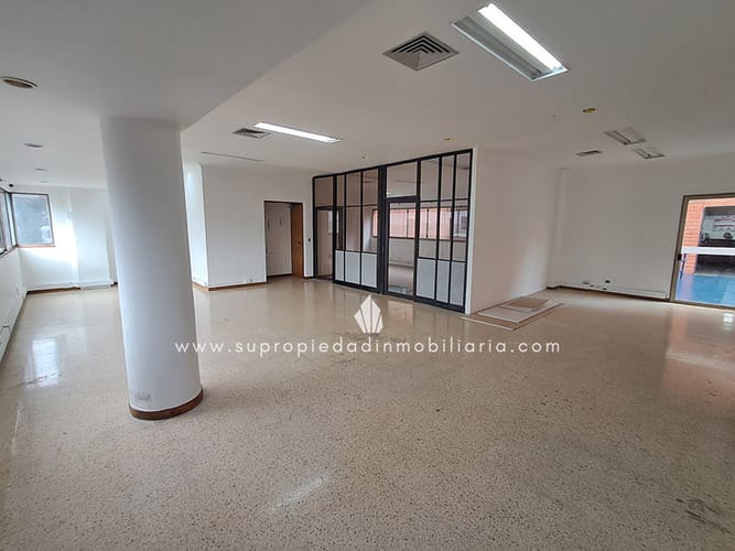 Oficina en arriendo en Guayabal, Medellín, 225 m² · foto 7 de 11