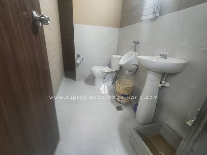 Bodega en venta en Santa Fe, Medellín, 322 m² · foto 10 de 16